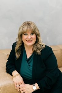 KIM MILLER
